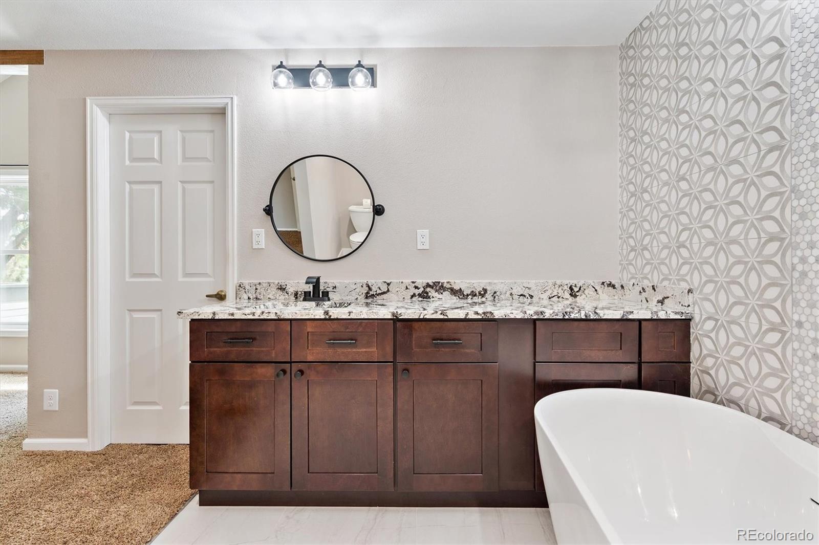 6381 S Hudson Street