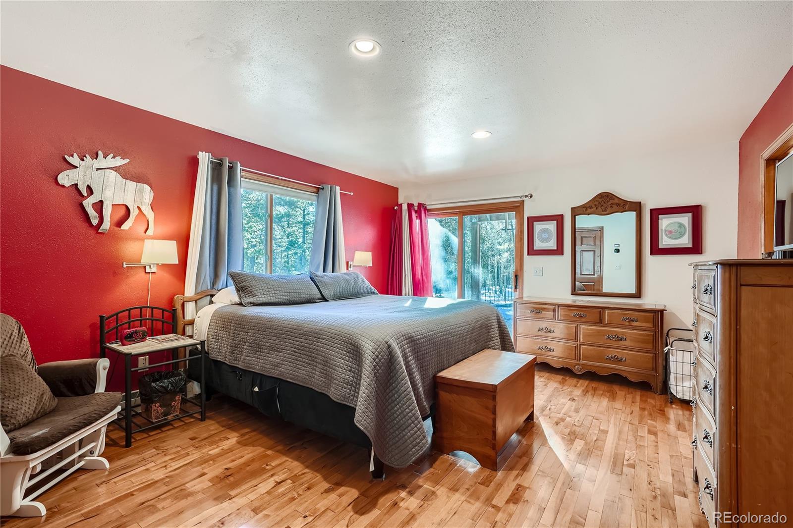 142 Tschaikovsky Road