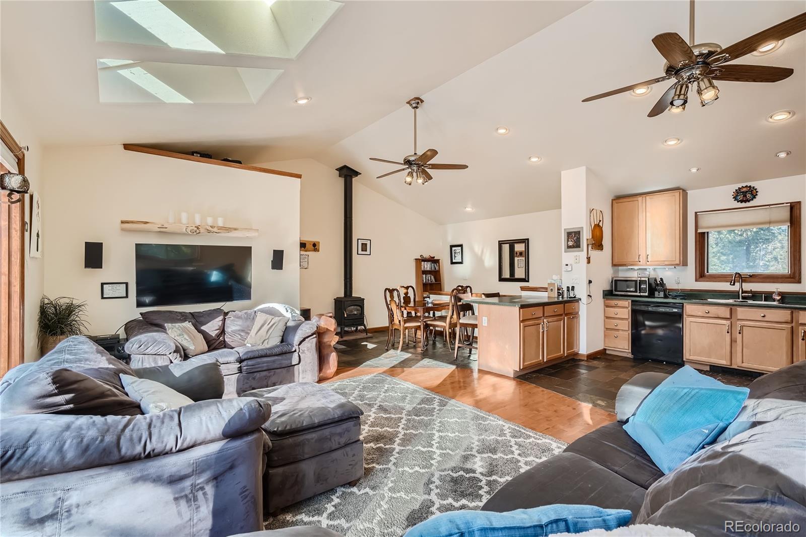 142 Tschaikovsky Road