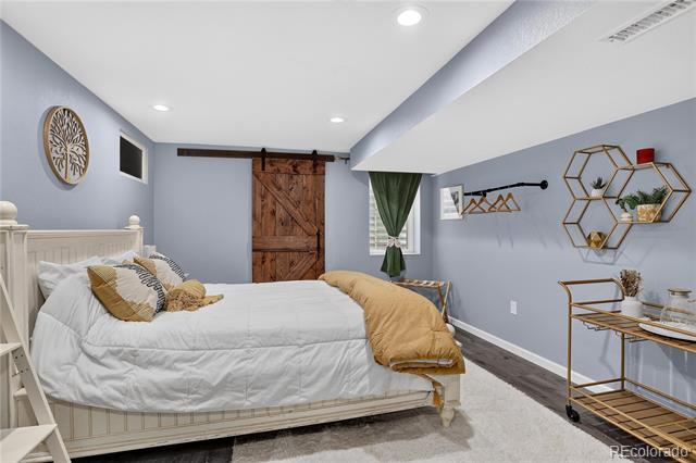 8897 W Woodard Drive
