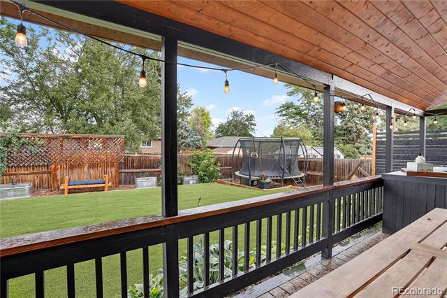 8897 W Woodard Drive