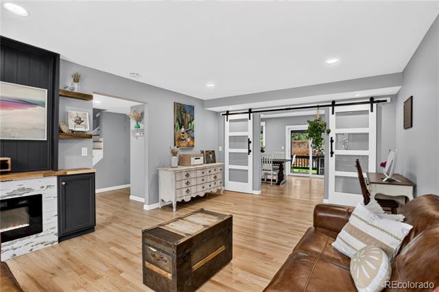 8897 W Woodard Drive
