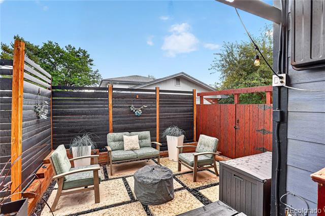 8897 W Woodard Drive