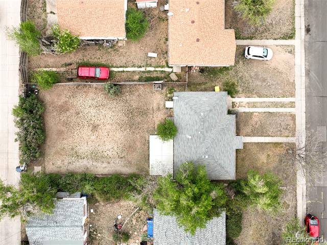 1213 Jamaica Street