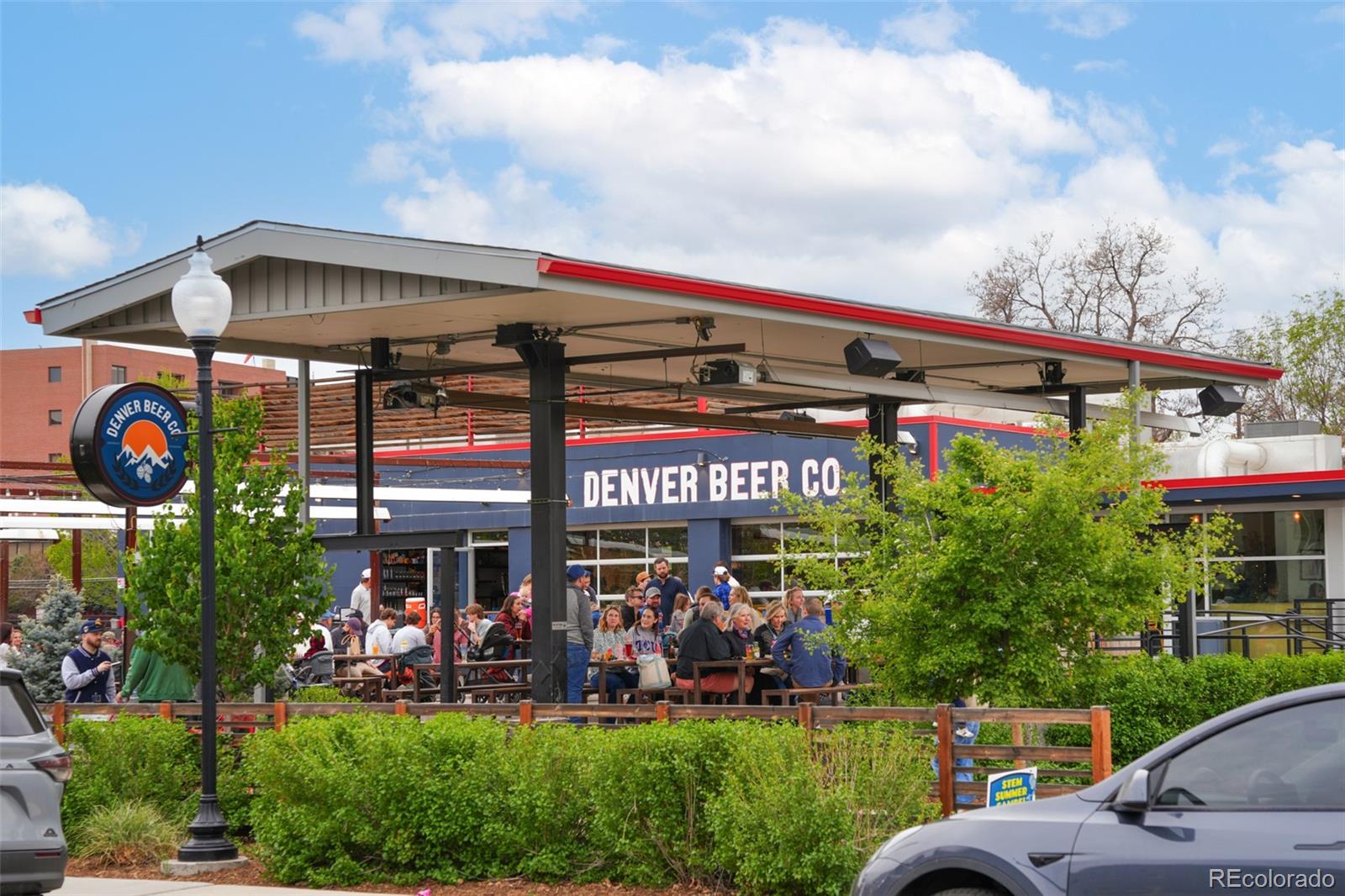 2573 S Williams Street