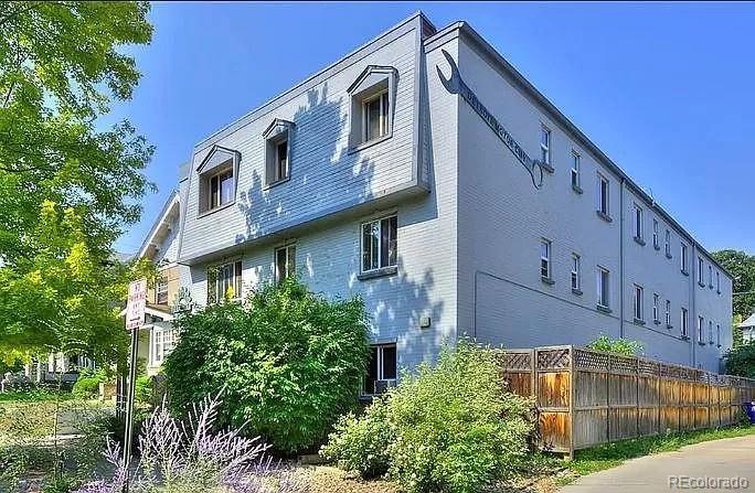 1419 Detroit Street Unit: 33