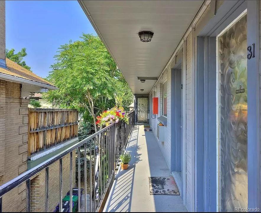 1419 Detroit Street Unit: 33