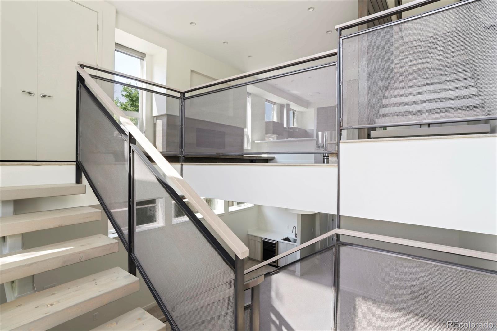 2659 S Cherokee Street