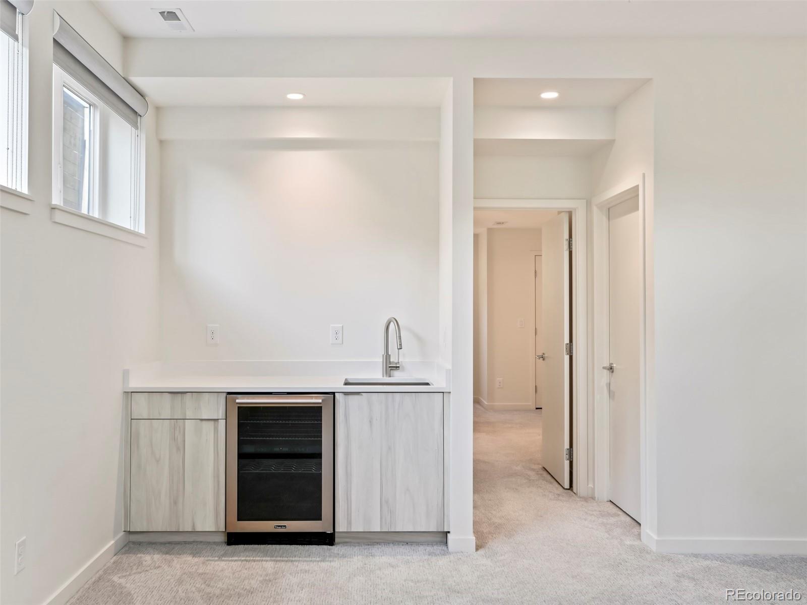 2659 S Cherokee Street