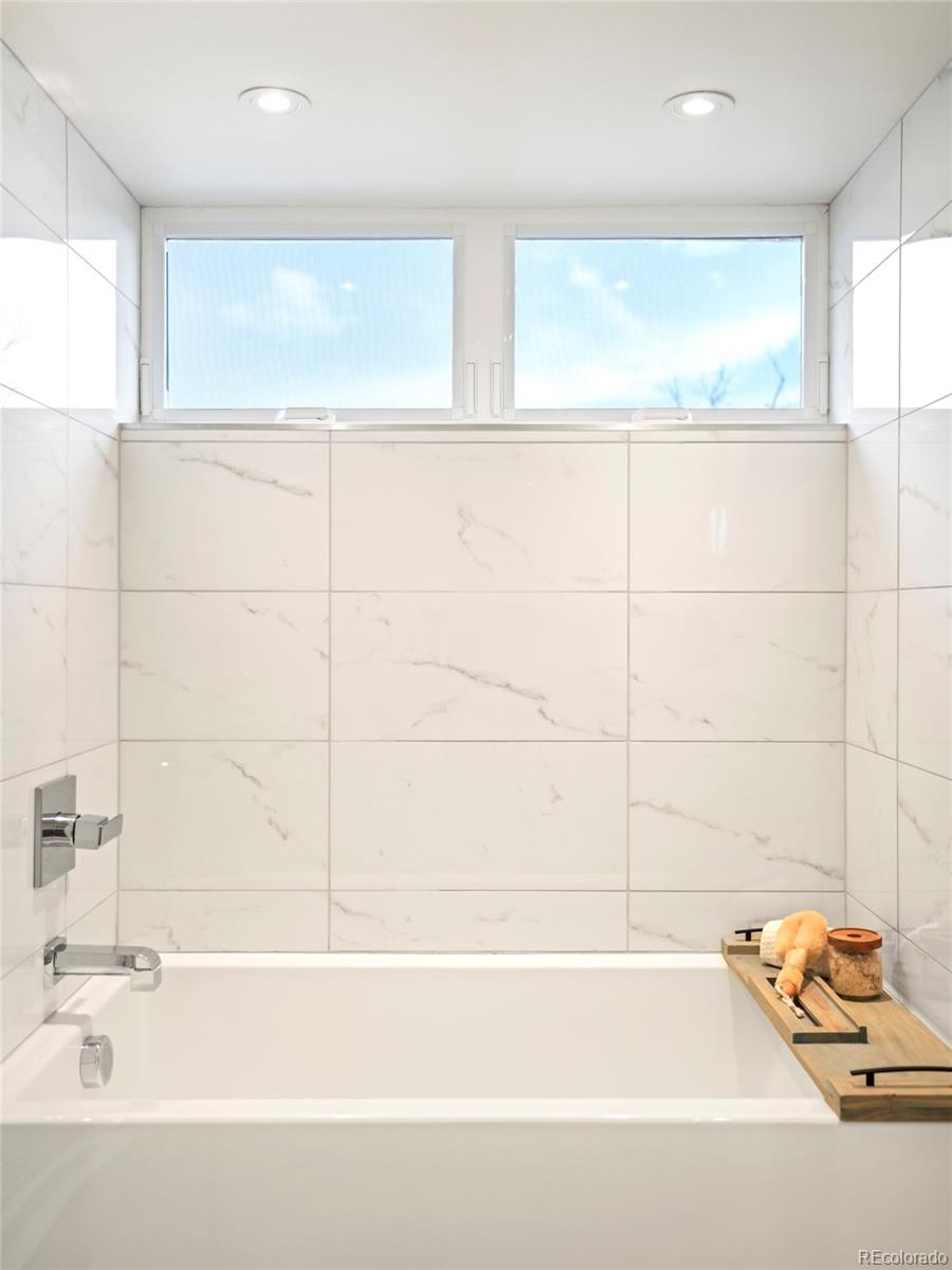 2659 S Cherokee Street