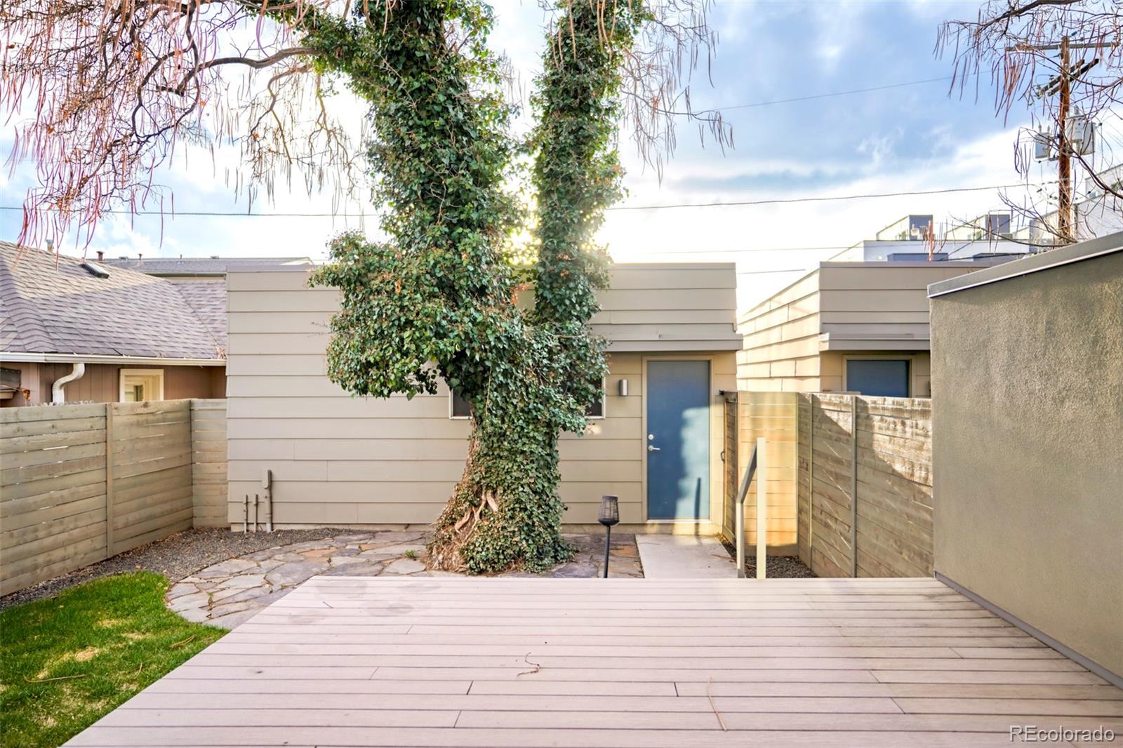 2659 S Cherokee Street