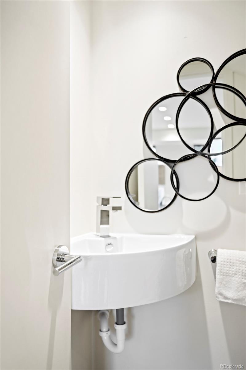 2659 S Cherokee Street