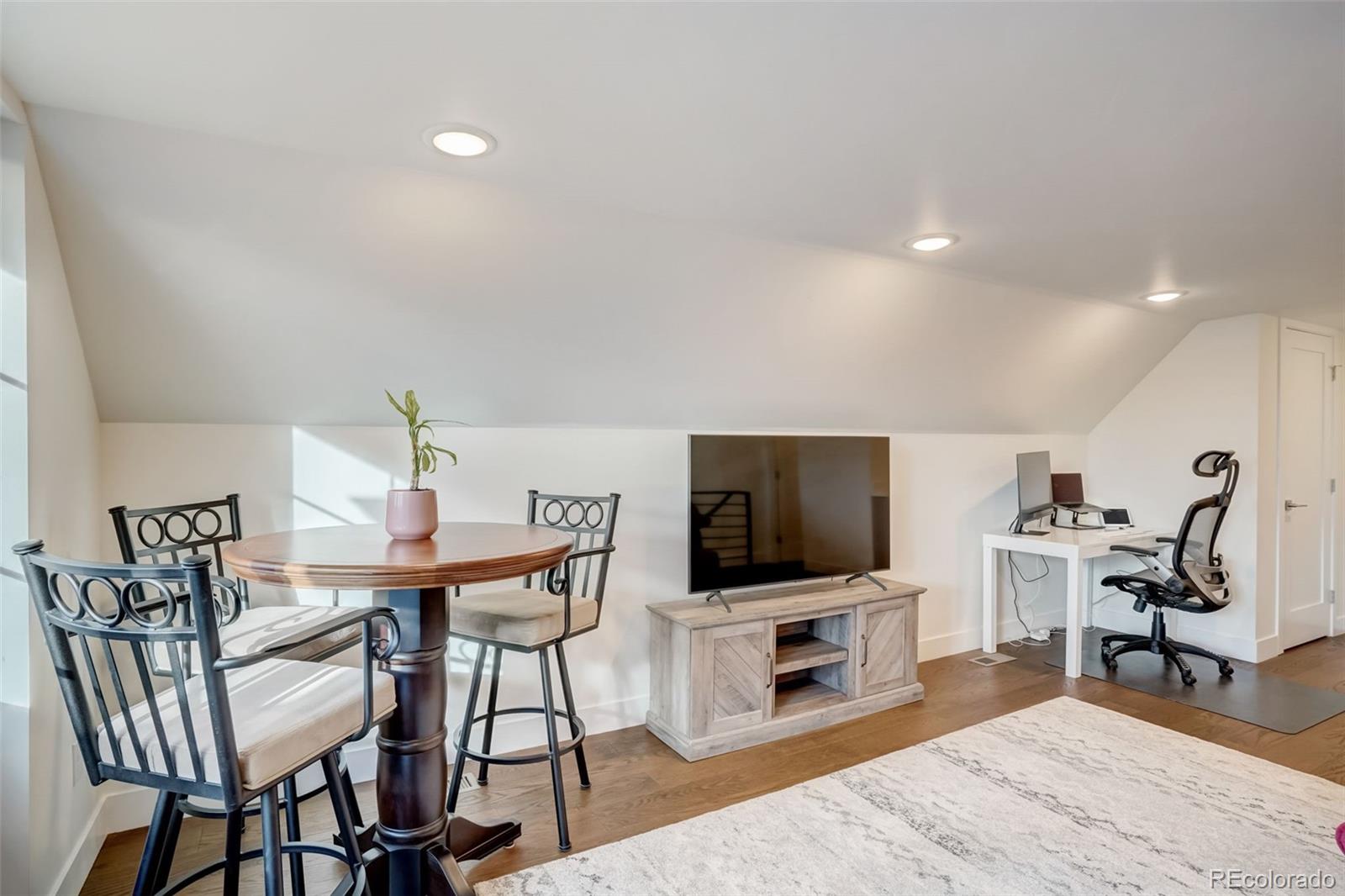 3229 S Bannock Street