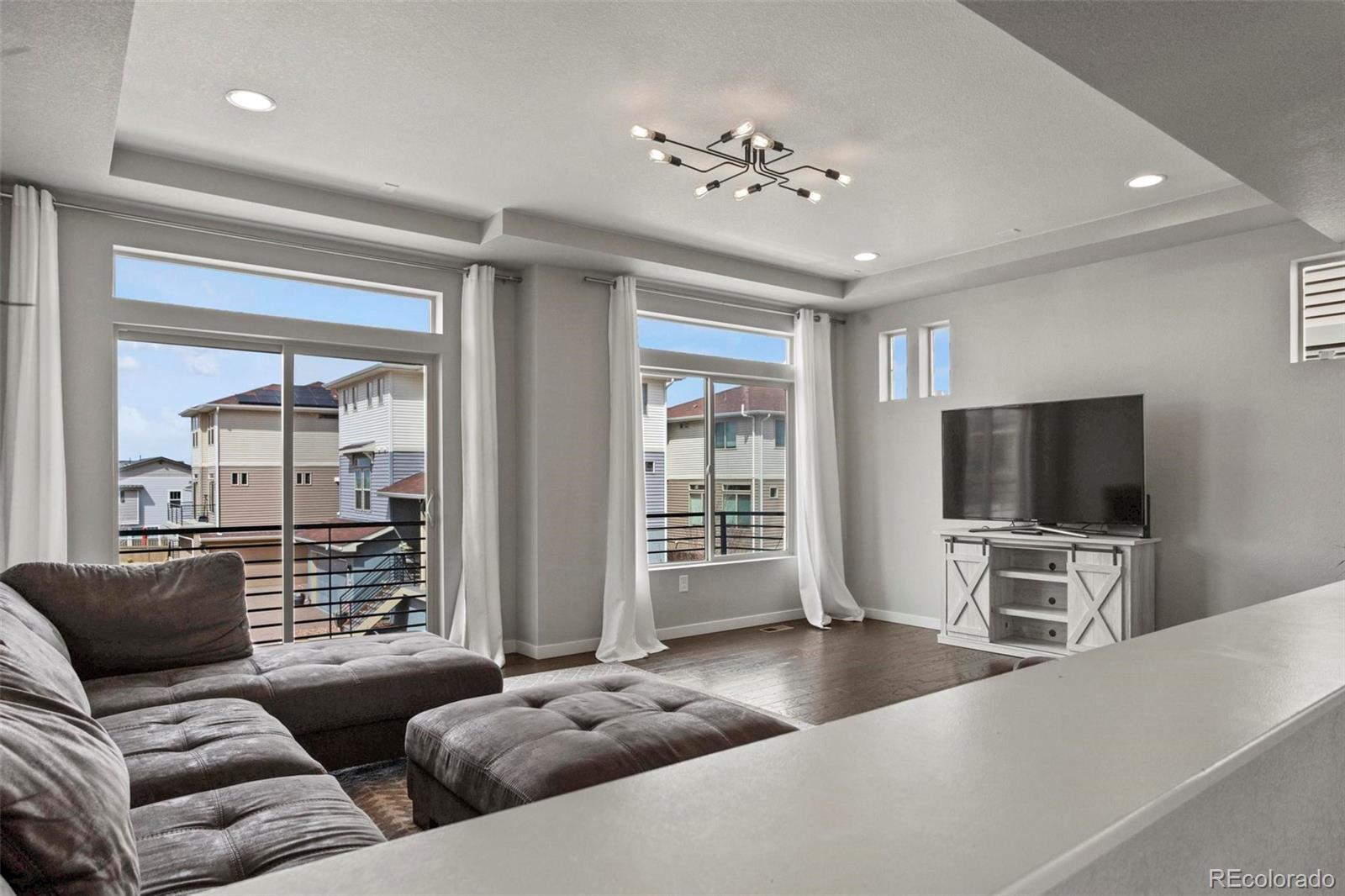 2788 Low Meadow Boulevard