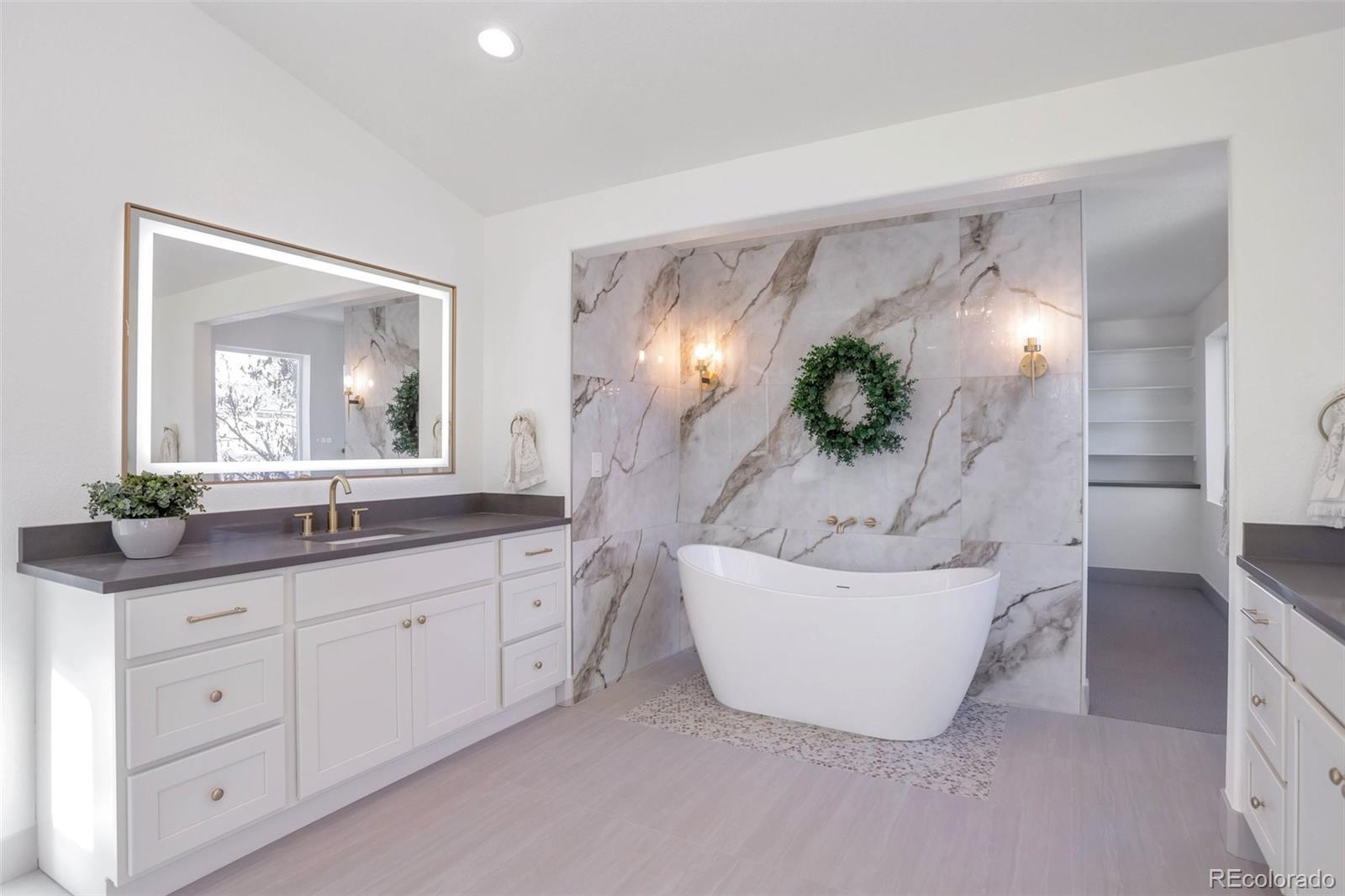 10044 Heatherwood Place