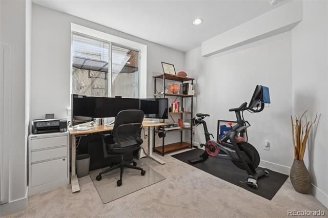 6735 Mariposa Court