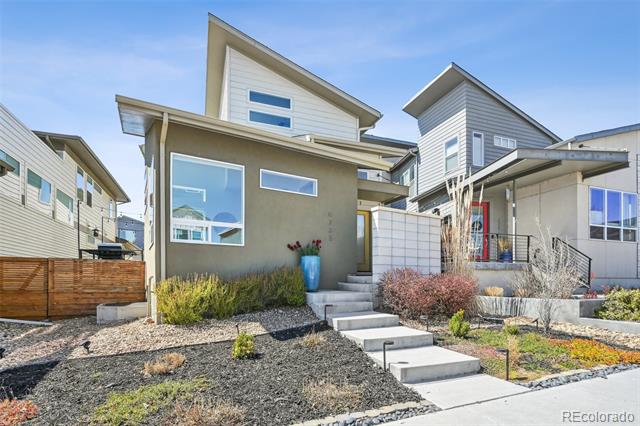 6735 Mariposa Court