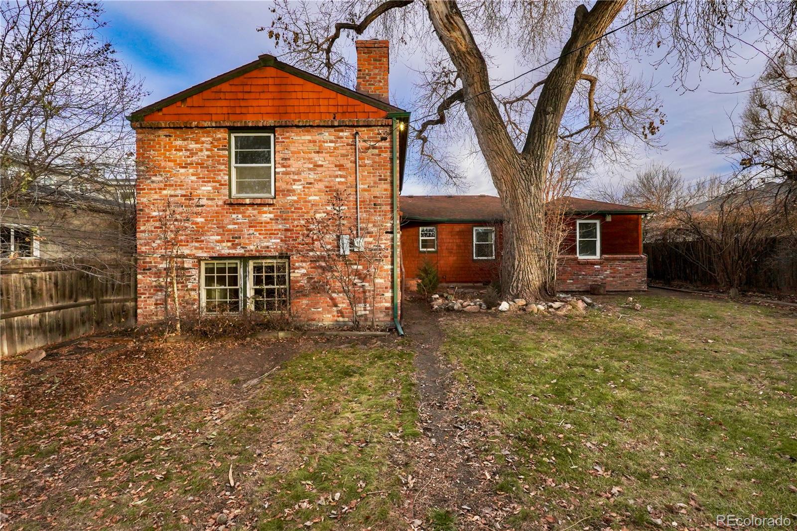 3225 S Williams Street