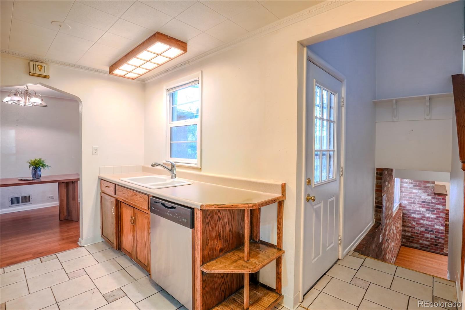 3225 S Williams Street