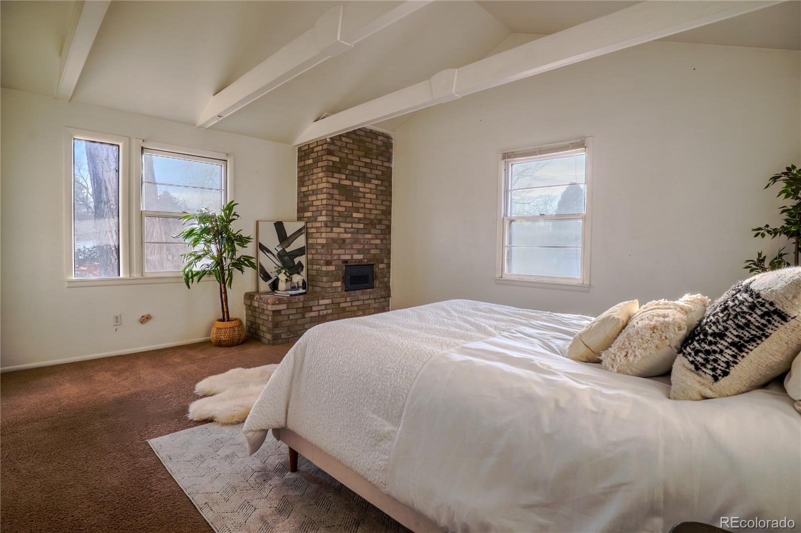 3225 S Williams Street