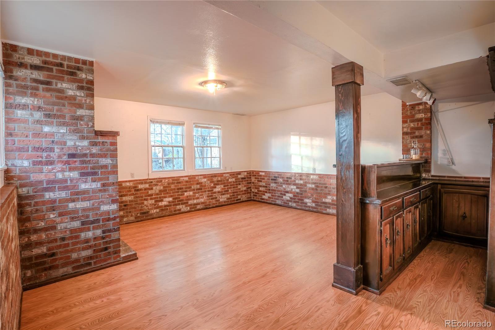 3225 S Williams Street