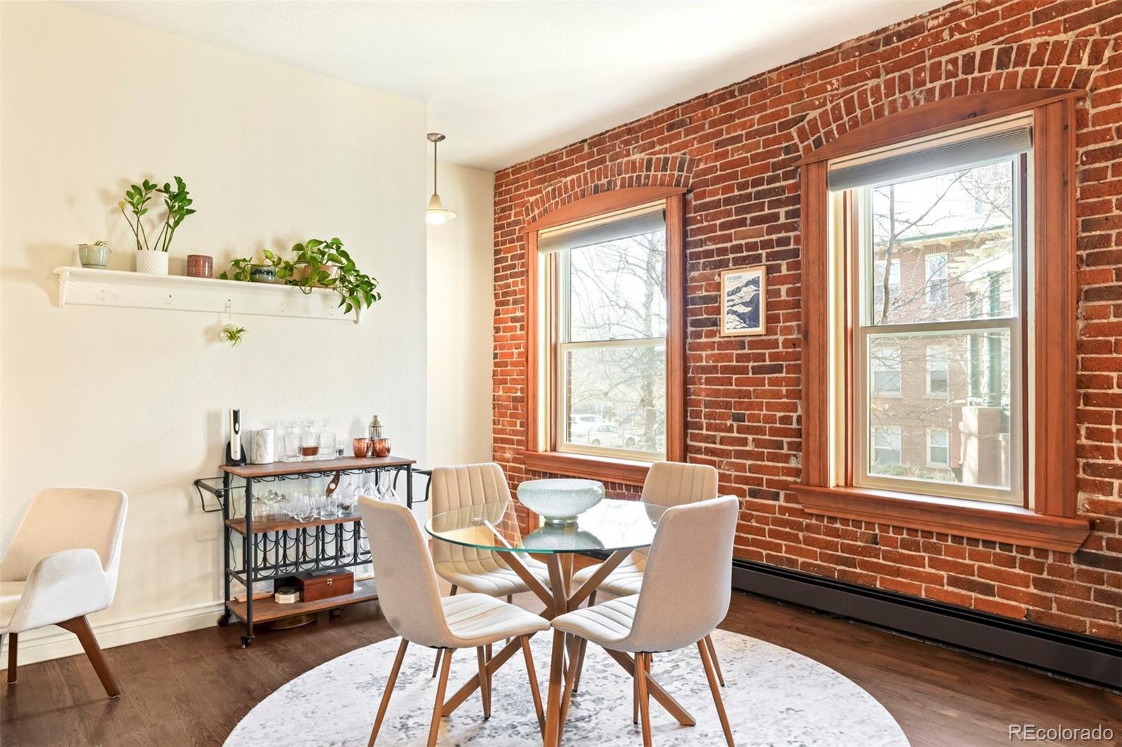 3249 W Fairview Place Unit: 111