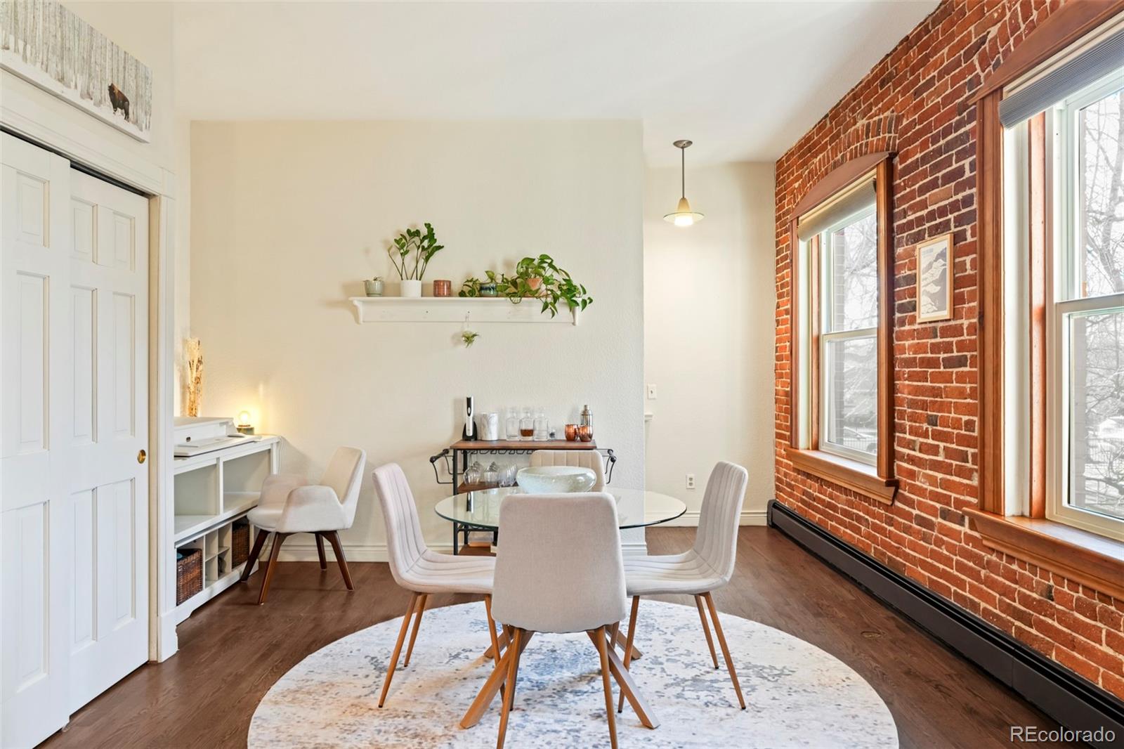 3249 W Fairview Place Unit: 111