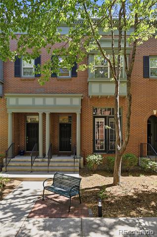 8727 E 29th Place