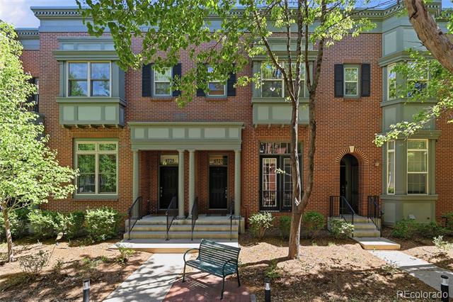 8727 E 29th Place