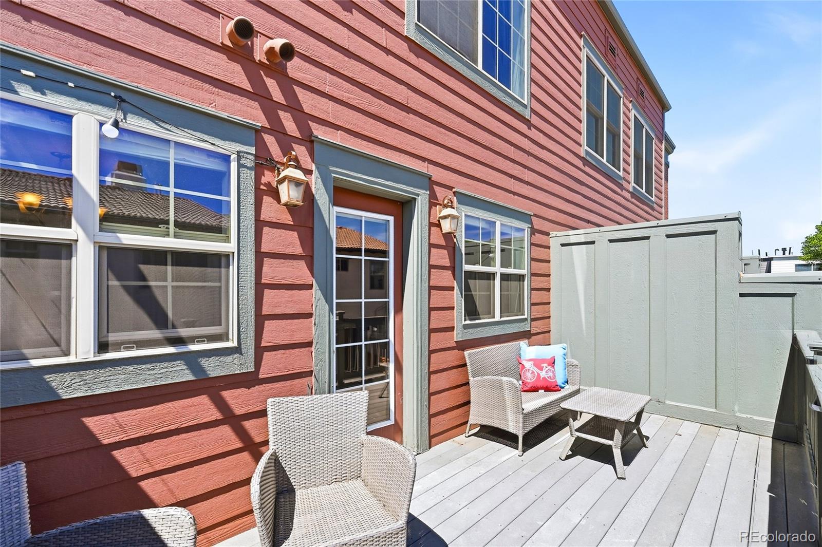 8727 E 29th Place