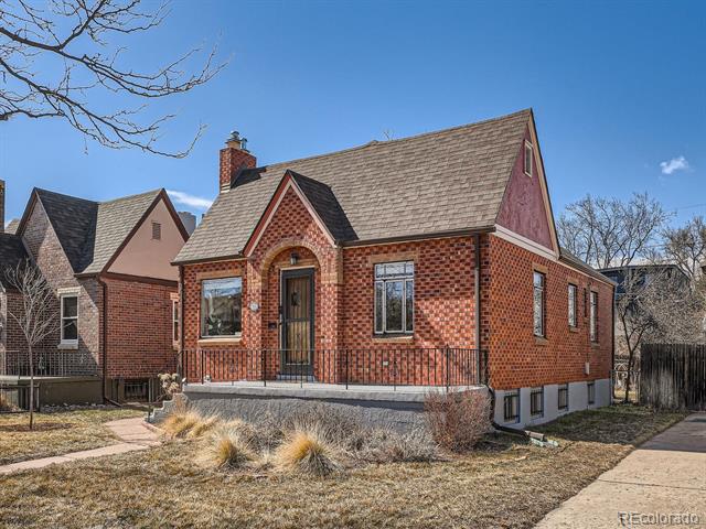 3921 N Raleigh Street
