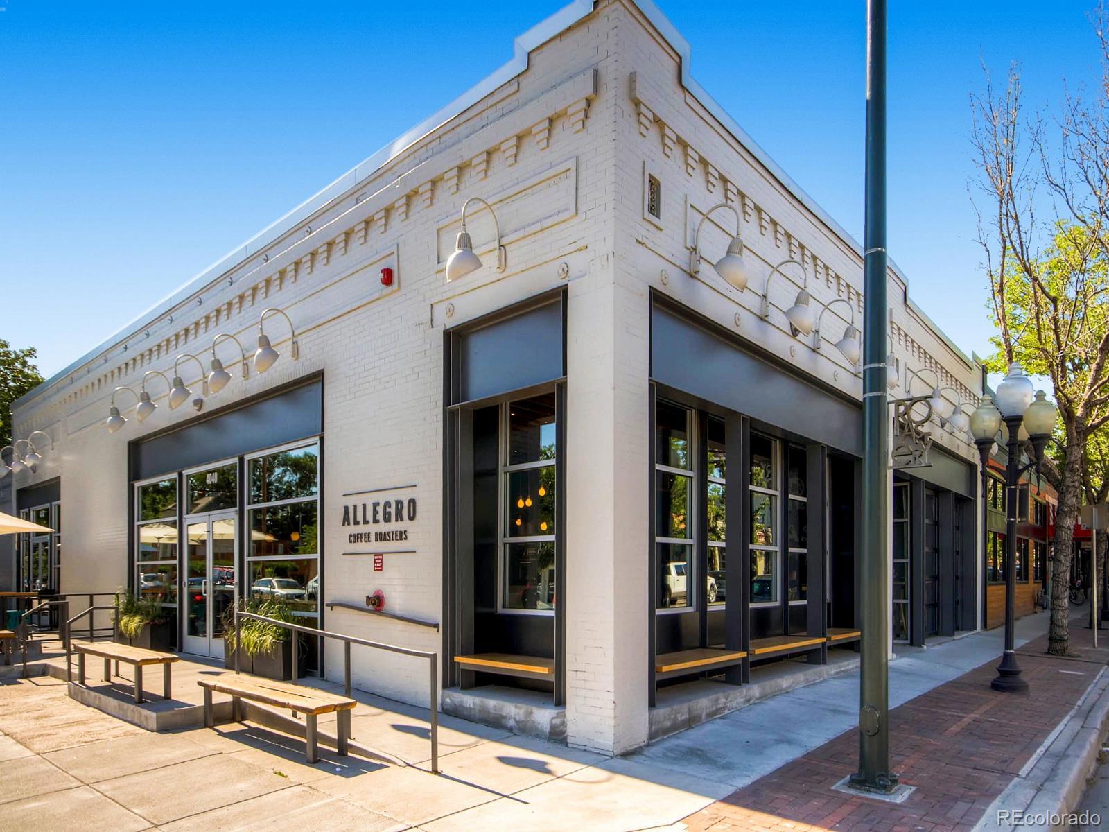 3921 N Raleigh Street