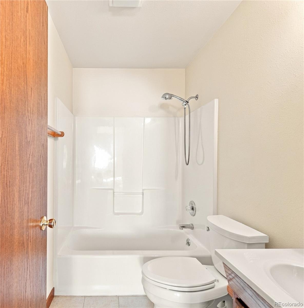 211 Cedar Way