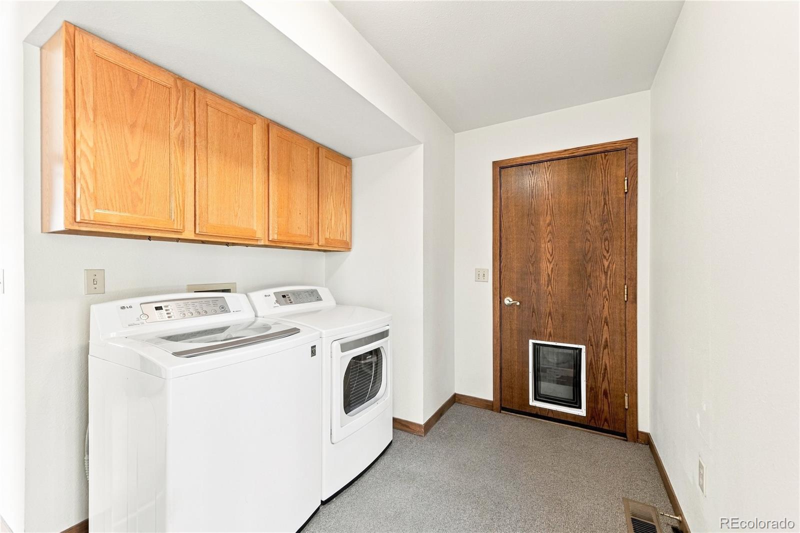 211 Cedar Way