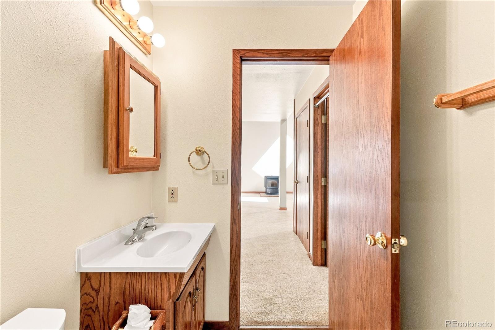 211 Cedar Way