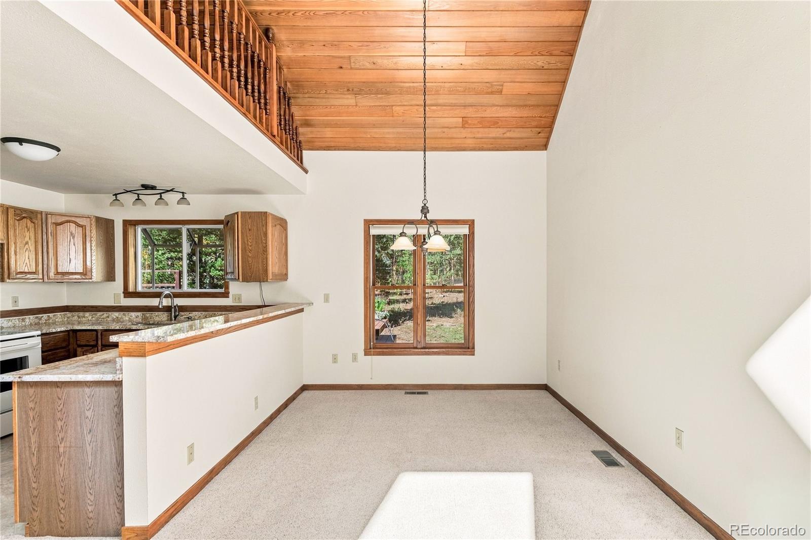 211 Cedar Way