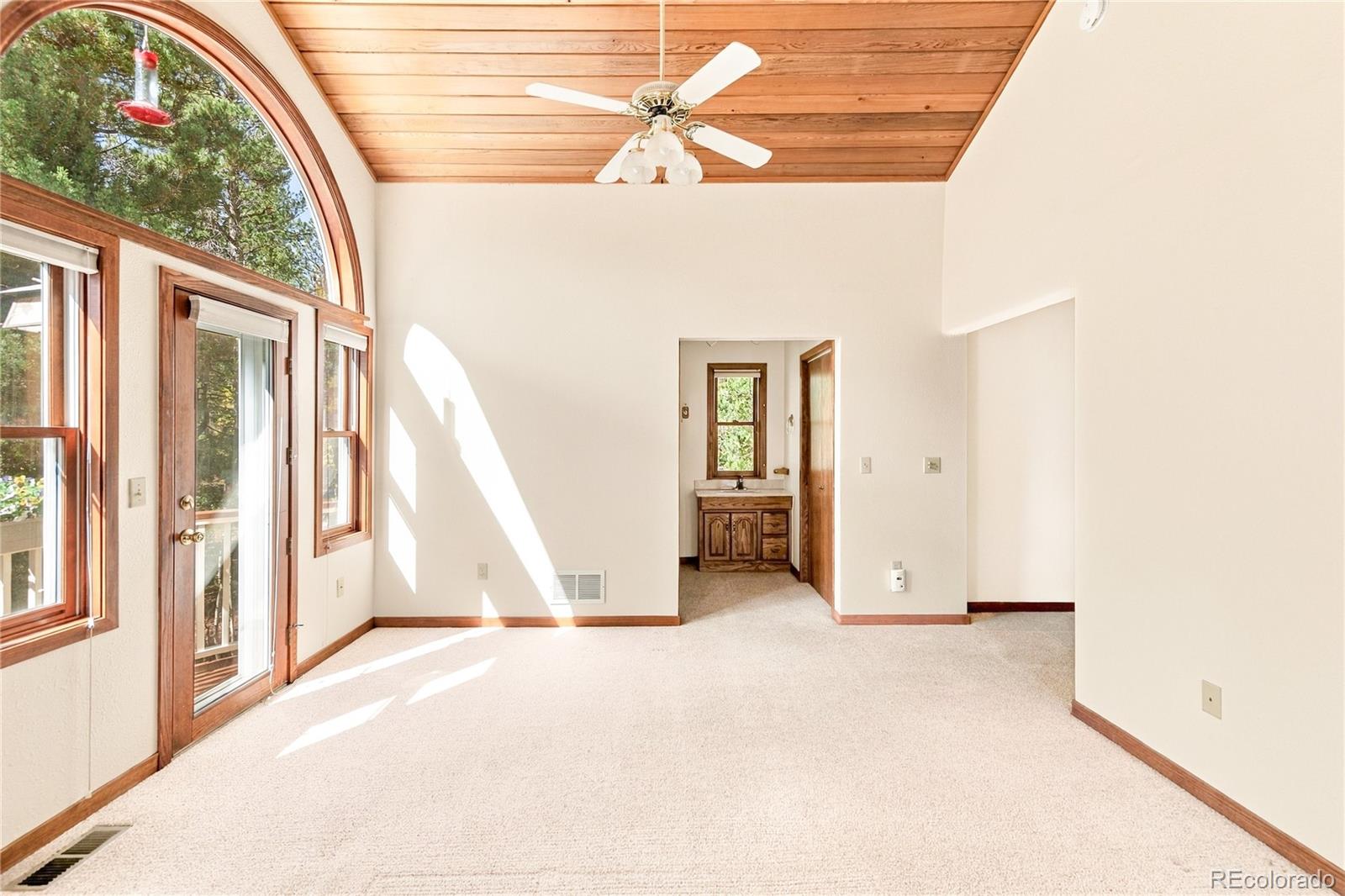 211 Cedar Way