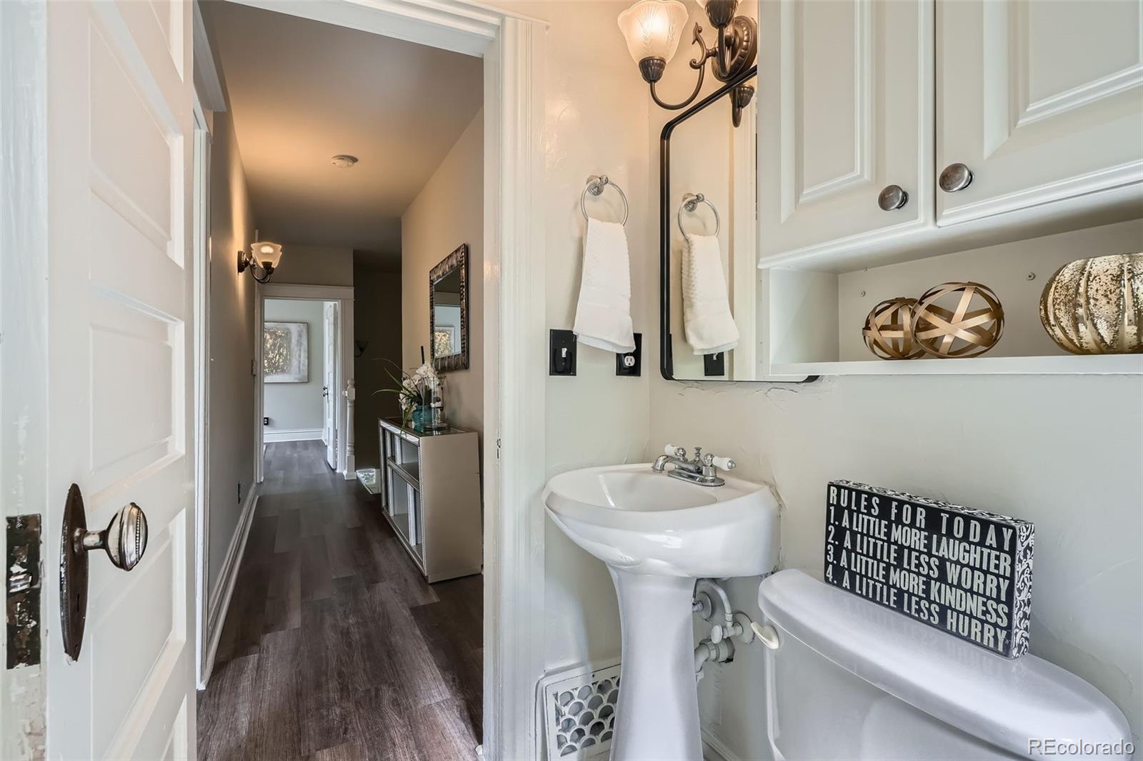 2562 N Emerson Street