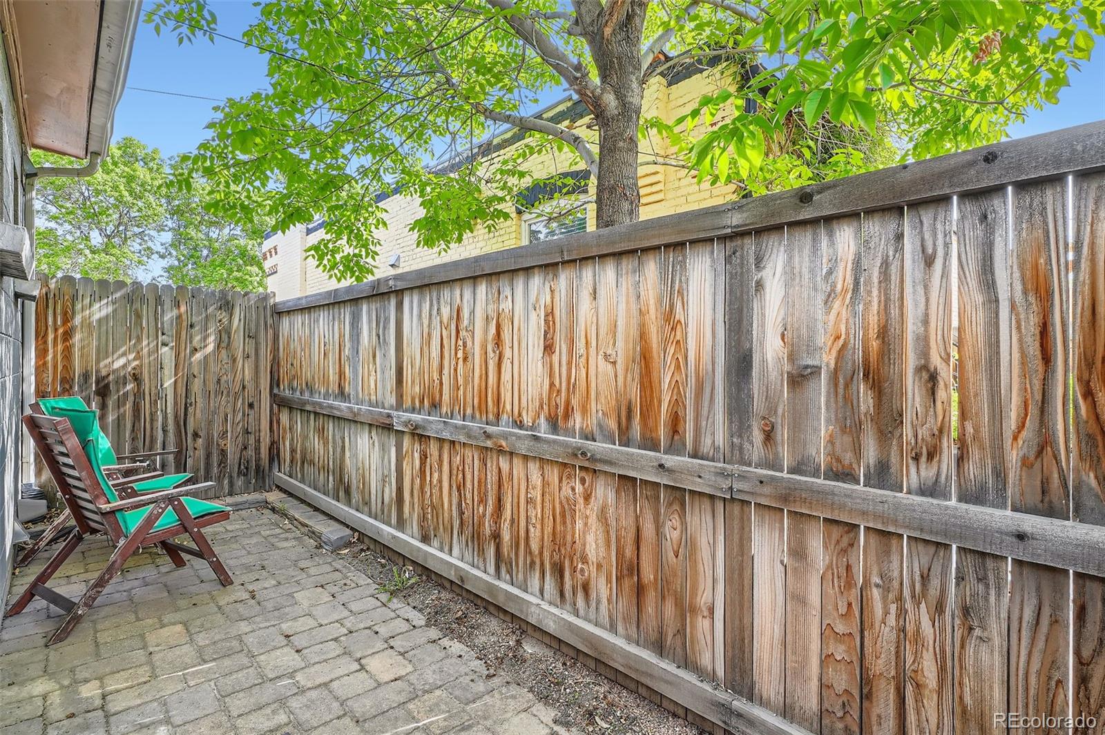 2562 N Emerson Street