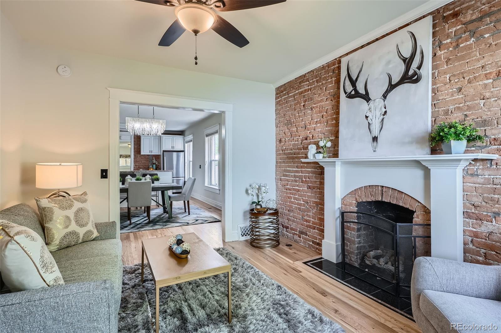 2562 N Emerson Street