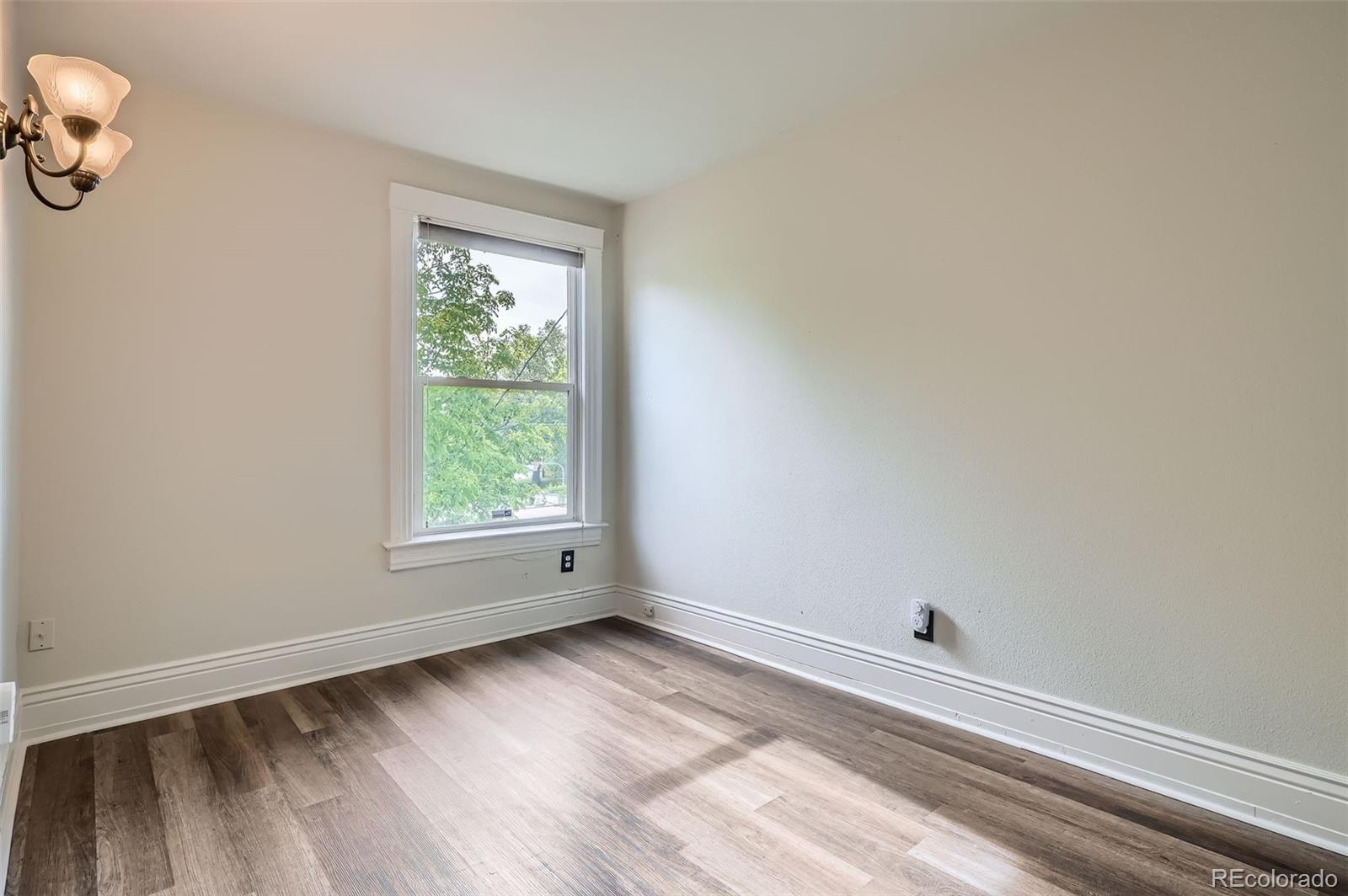 2562 N Emerson Street