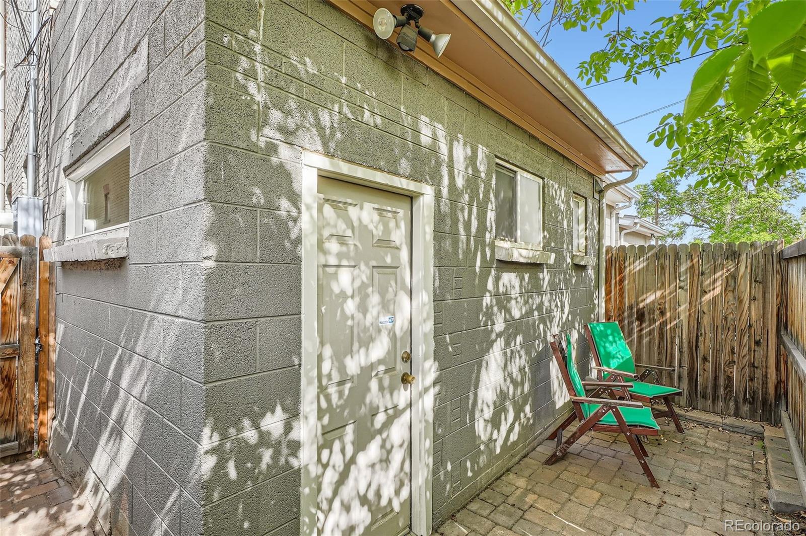 2562 N Emerson Street