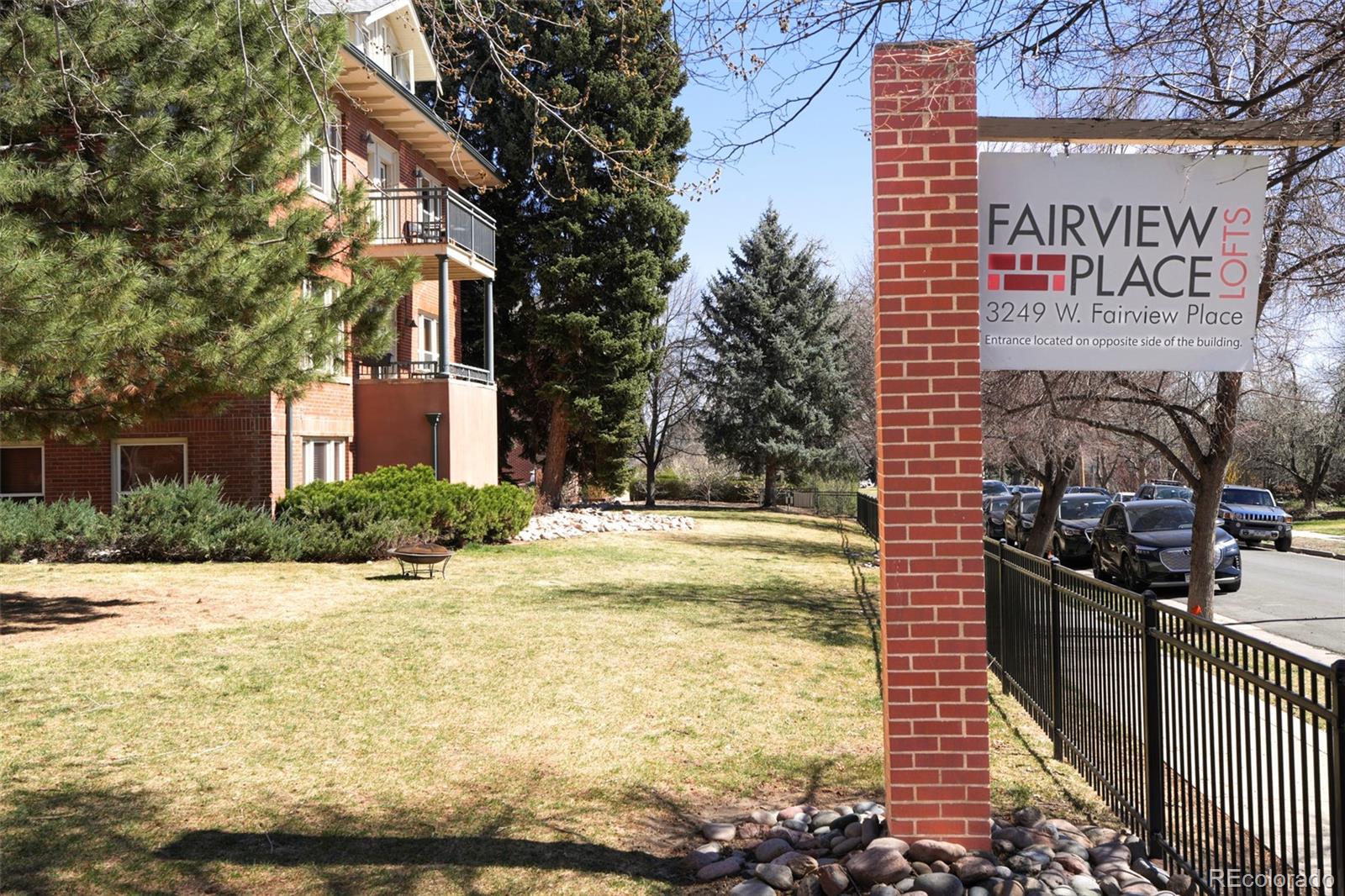 3249 W Fairview Place Unit: 111