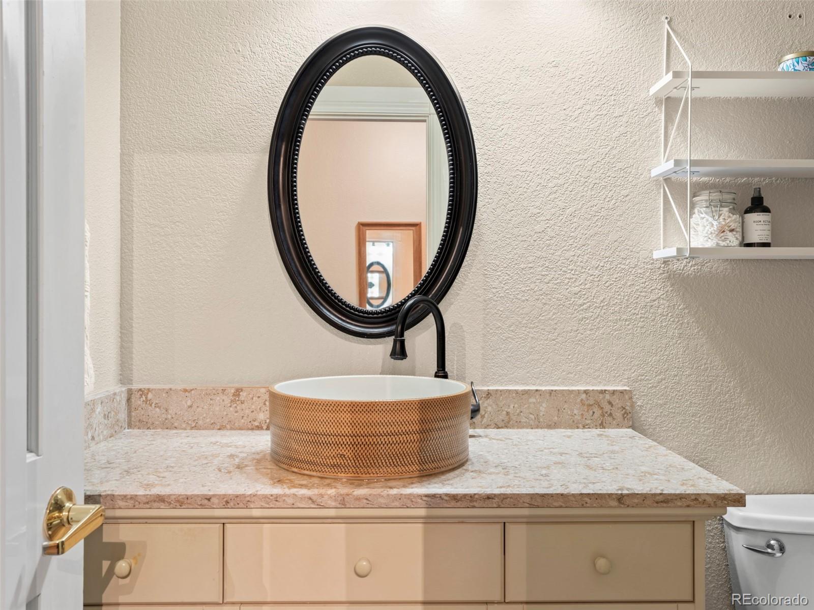 3249 W Fairview Place Unit: 111