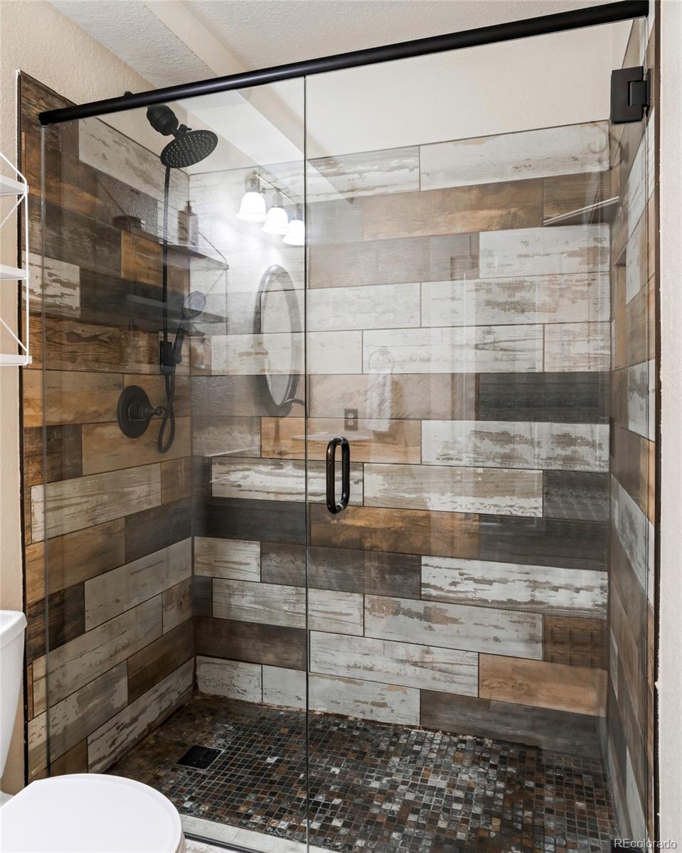 3249 W Fairview Place Unit: 111