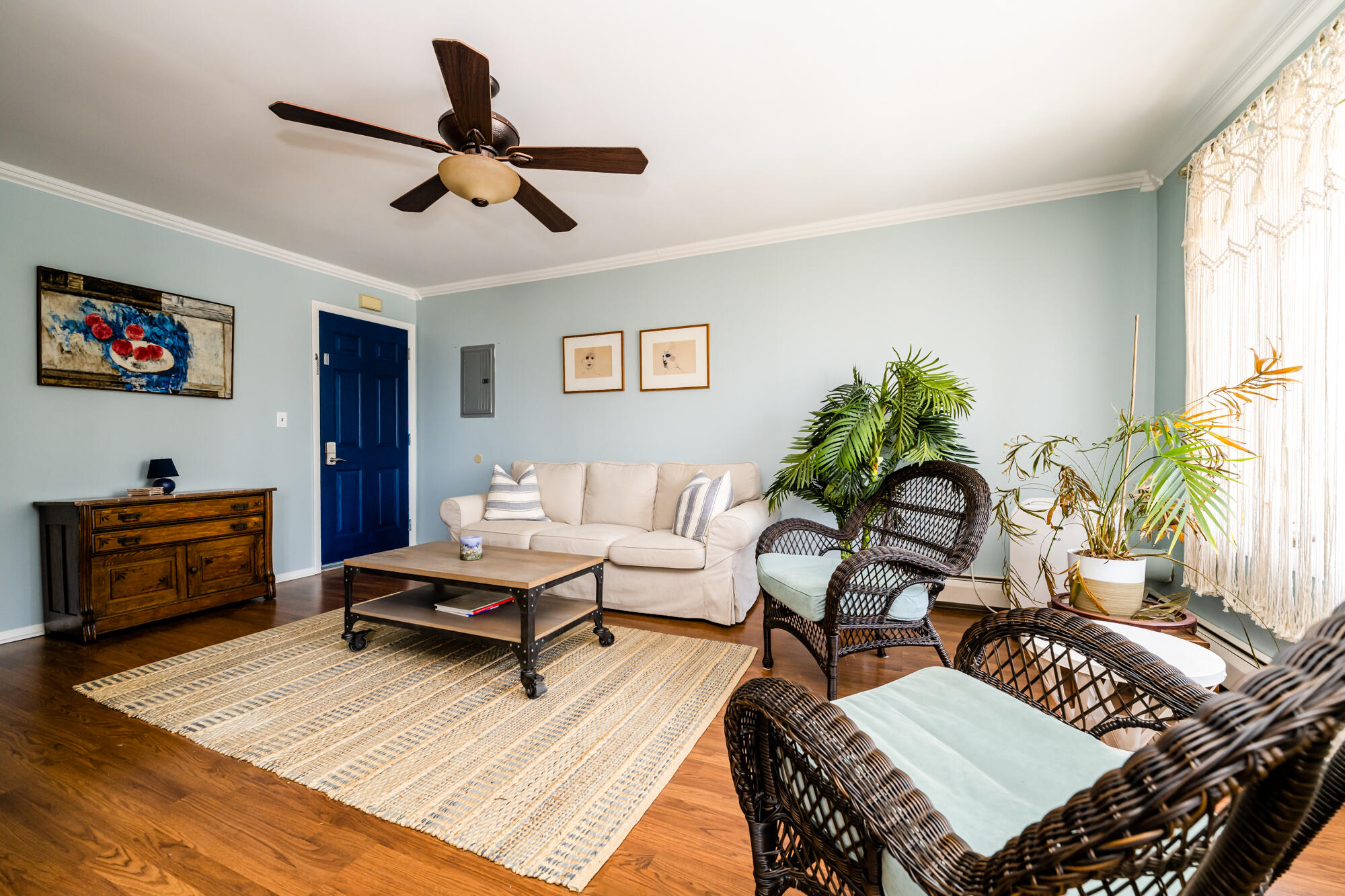 4766 Arbor Avenue, 10