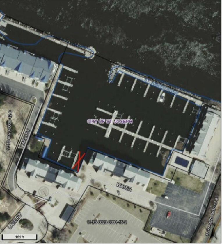 312 Water Street, 15, St. Joseph Unit: 15