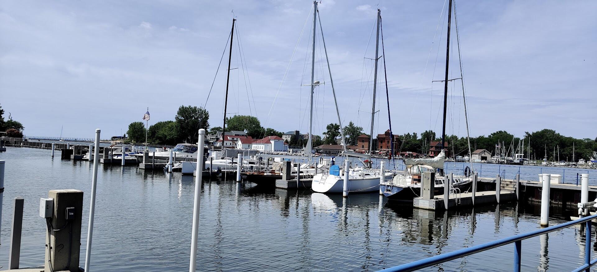 312 Water Street, 15, St. Joseph Unit: 15