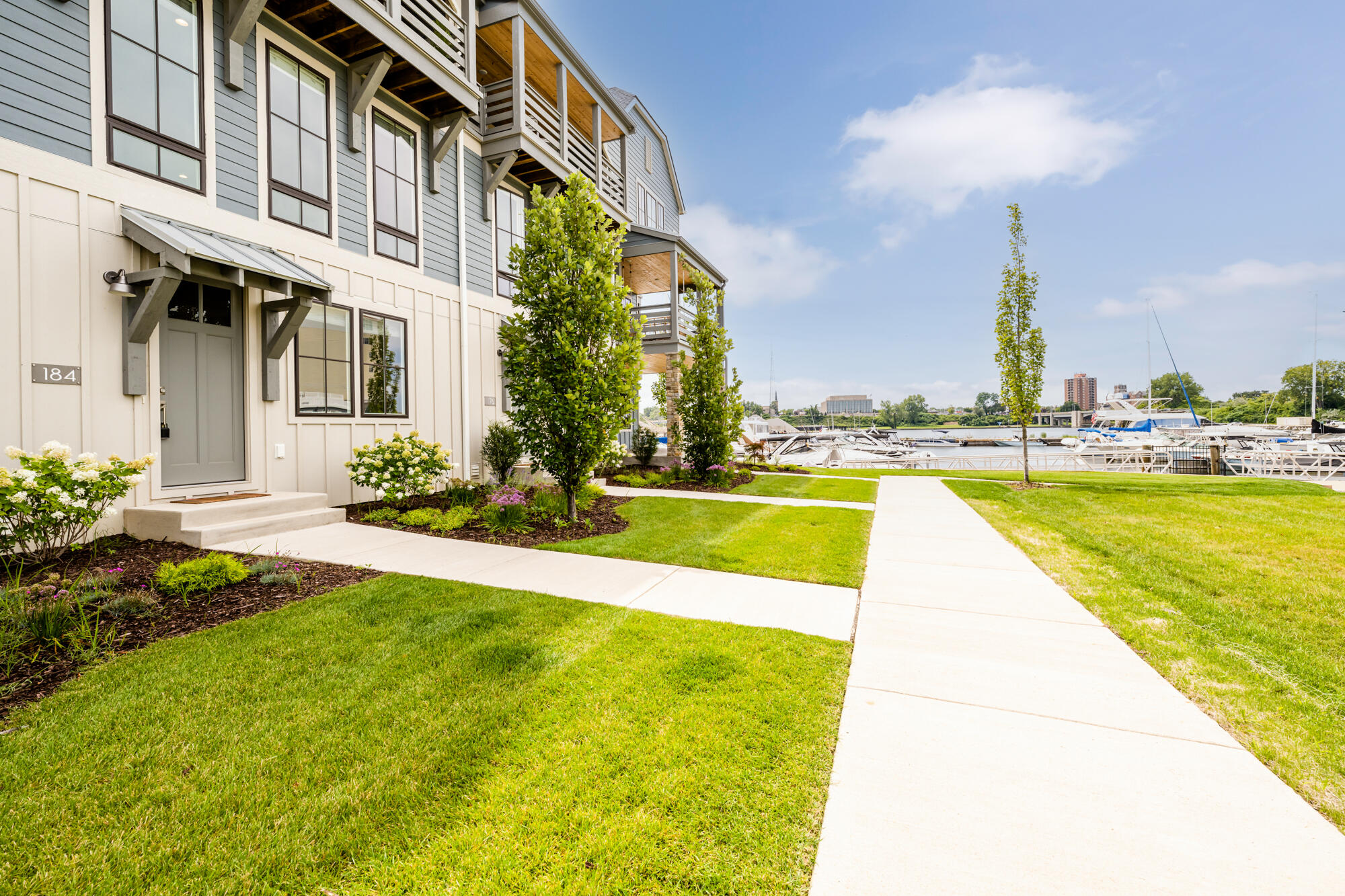 190 Mariners Cove, St. Joseph