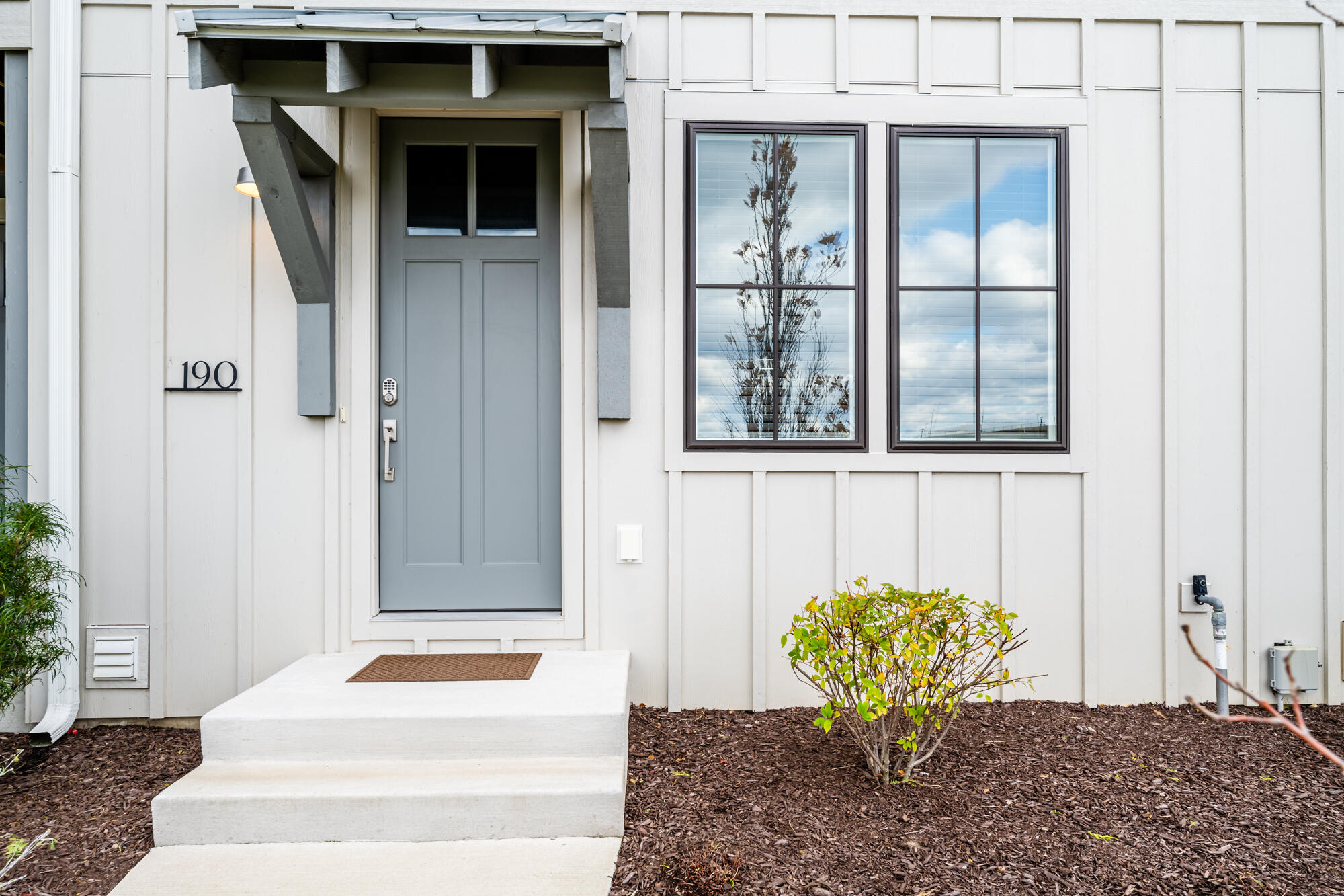 190 Mariners Cove, St. Joseph